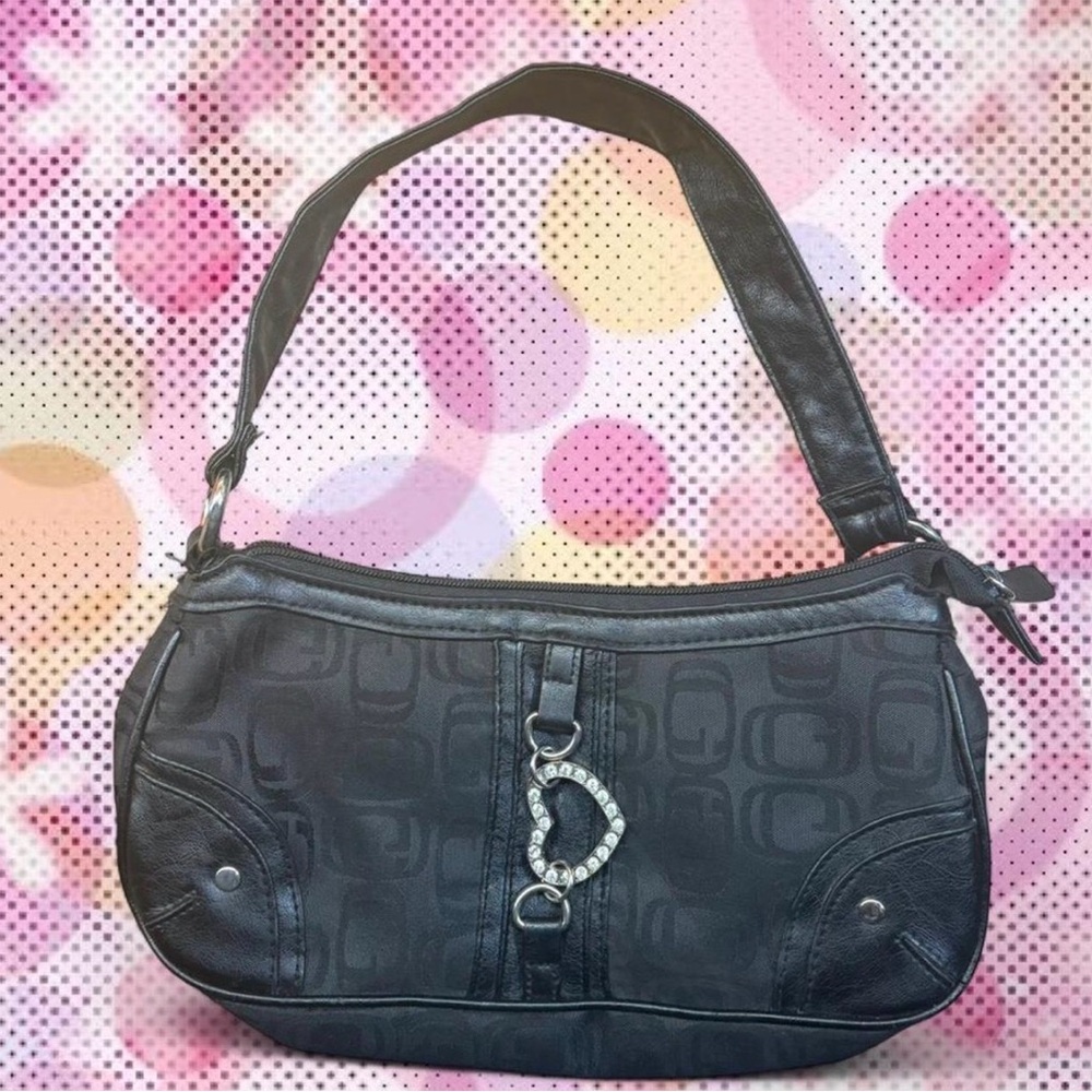 Black y2k shoulder bag with rhinestone heart charm 🖤💎💕👜